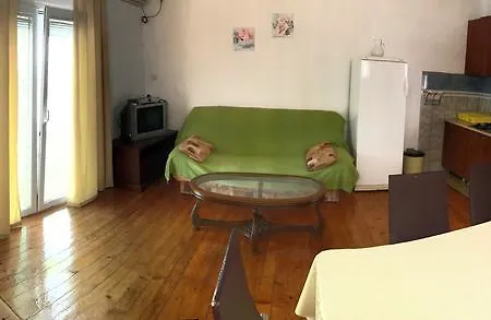 Adria * ポドゴリツァ